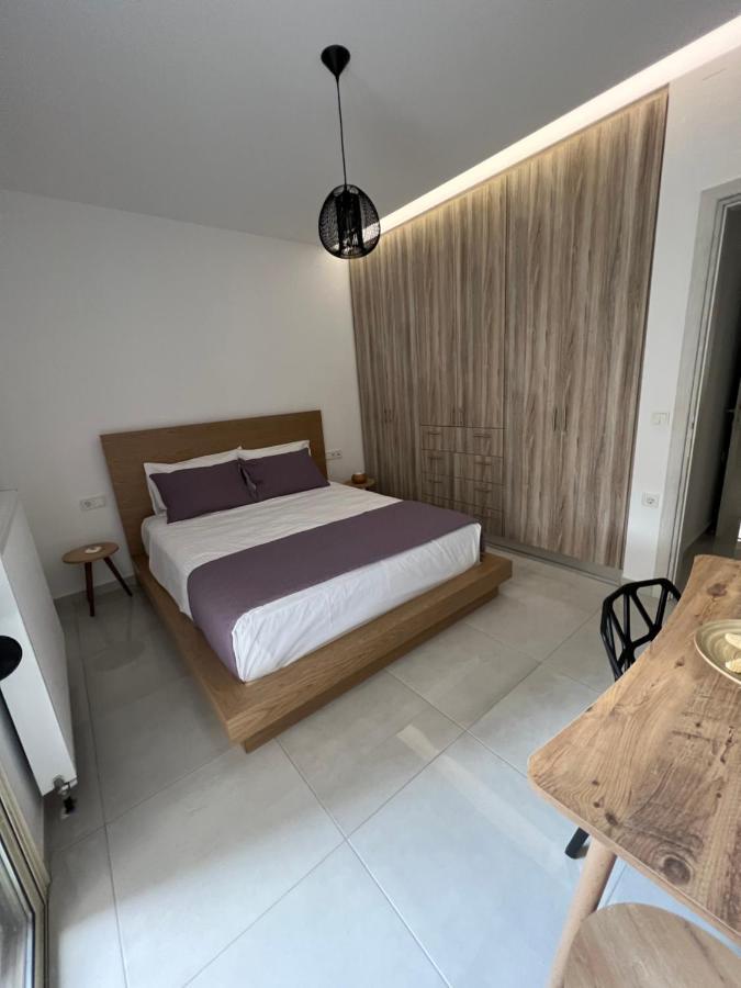 Modern Apartment Close To Airport With Gym And Bbq Iráklio Kültér fotó